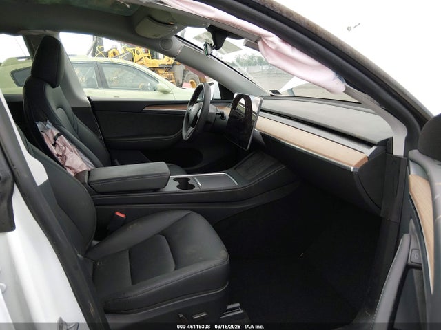 Продаж на аукціоні авто 2024 Tesla Model Y Long Range Dual Motor All-wheel Drive, vin: 7SAYGDEE2RA250607, номер лоту: 46119308