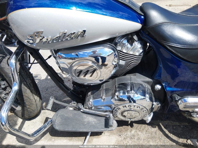 INDIAN MOTORCYCLE CO. Springfield 2017 56KTHAAA5H3346505 Image 9