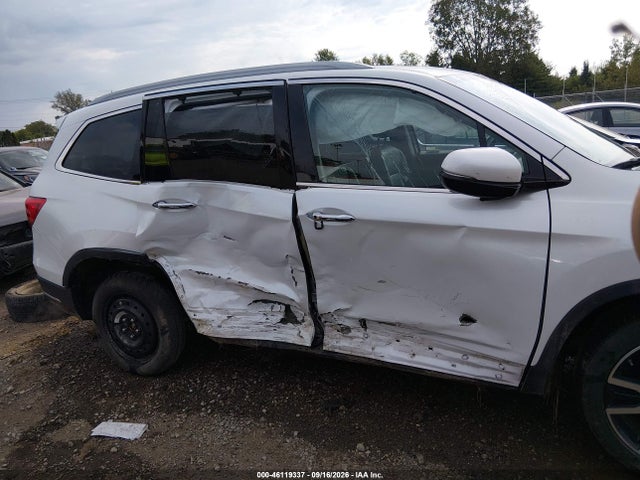 2022 Honda Pilot Awd Touring 8 Passenger მანქანა იყიდება აუქციონზე, vin: 5FNYF6H95NB016873, აუქციონის ნომერი: 46119337