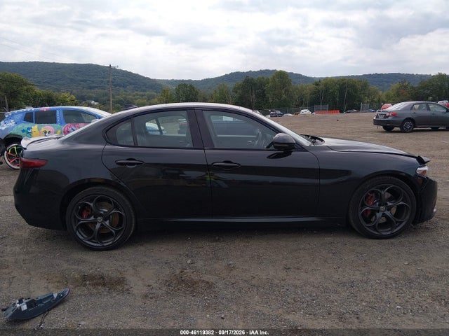 2019 Alfa Romeo Giulia Ti Sport Awd მანქანა იყიდება აუქციონზე, vin: ZARFANBN4K7608410, აუქციონის ნომერი: 46119382