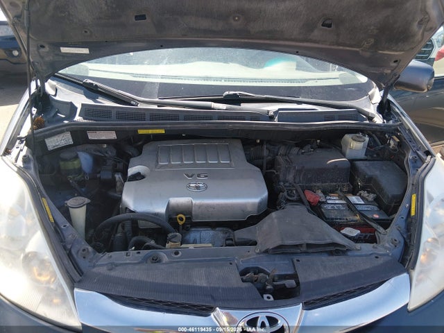 46119435 :رقم المزاد ، 5TDBK22C58S015429 vin ، 2008 Toyota Sienna Limited مزاد بيع