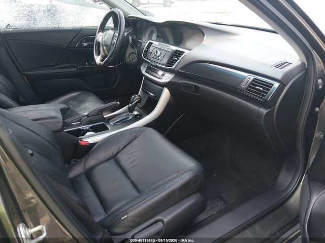 46119445 :رقم المزاد ، 1HGCR2F55DA062142 vin ، 2013 Honda Accord Sport مزاد بيع