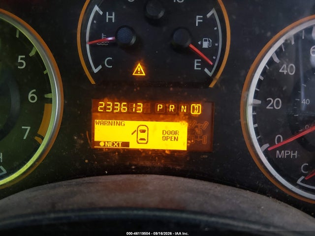 46119504 :رقم المزاد ، 1N6BA0CA3FN511429 vin ، 2015 Nissan Titan Sv مزاد بيع