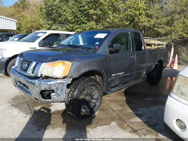 46119504 :رقم المزاد ، 1N6BA0CA3FN511429 vin ، 2015 Nissan Titan Sv مزاد بيع