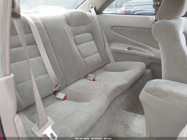 46119505 :رقم المزاد ، 1HGCG2248YA025692 vin ، 2000 Honda Accord 3.0 Lx مزاد بيع