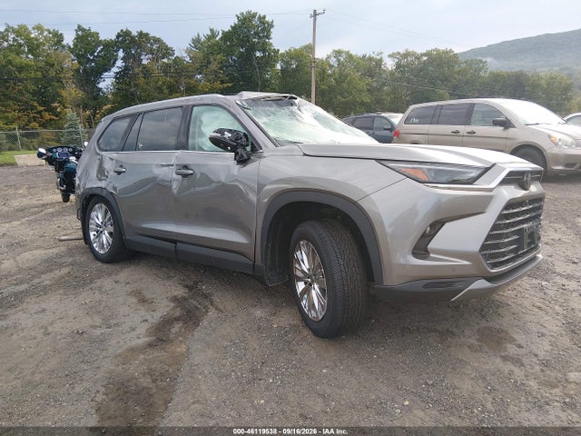 Aukcja sprzedaży 2025 Toyota Grand Highlander Platinum, vin: 5TDAAAB59SS083248, numer aukcji: 46119538