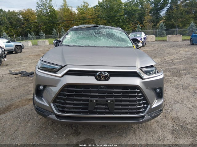 Aukcja sprzedaży 2025 Toyota Grand Highlander Platinum, vin: 5TDAAAB59SS083248, numer aukcji: 46119538