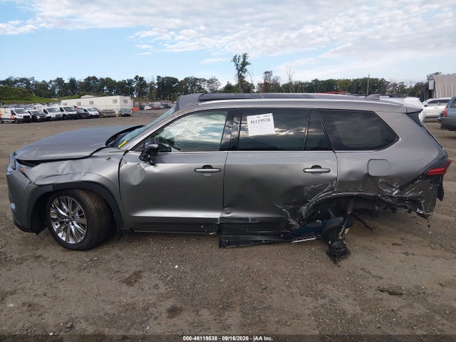 Aukcja sprzedaży 2025 Toyota Grand Highlander Platinum, vin: 5TDAAAB59SS083248, numer aukcji: 46119538