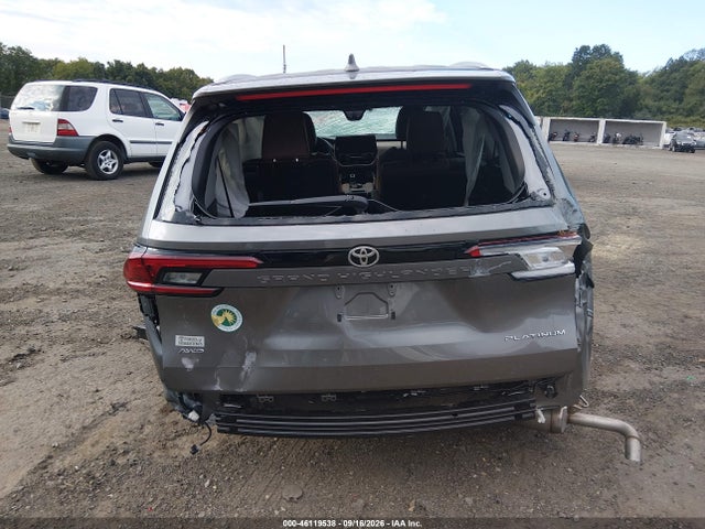 Aukcja sprzedaży 2025 Toyota Grand Highlander Platinum, vin: 5TDAAAB59SS083248, numer aukcji: 46119538