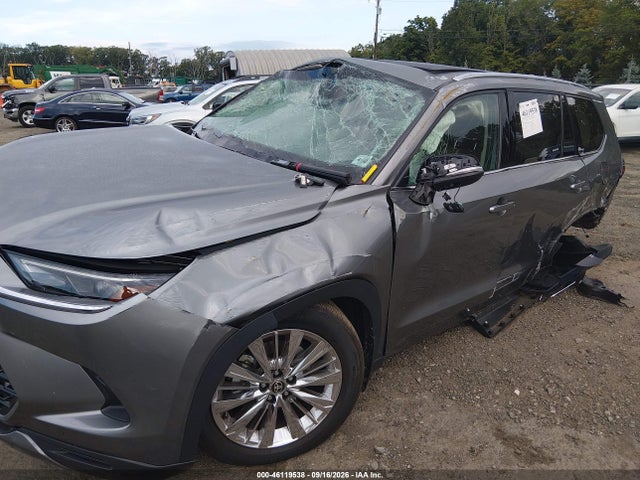 Aukcja sprzedaży 2025 Toyota Grand Highlander Platinum, vin: 5TDAAAB59SS083248, numer aukcji: 46119538