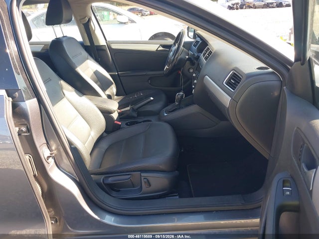 Продаж на аукціоні авто 2013 Volkswagen Jetta 2.5l Se, vin: 3VWDP7AJ3DM218995, номер лоту: 46119589