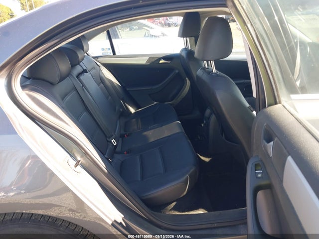 Продаж на аукціоні авто 2013 Volkswagen Jetta 2.5l Se, vin: 3VWDP7AJ3DM218995, номер лоту: 46119589