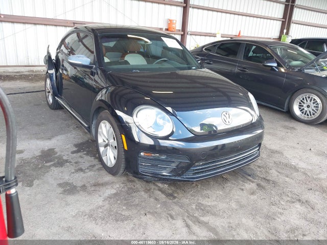 46119603 :رقم المزاد ، 3VWF17AT5HM624858 vin ، 2017 Volkswagen Beetle #pinkbeetle/1.8t Classic/1.8t S مزاد بيع