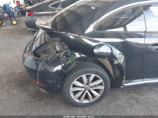 46119603 :رقم المزاد ، 3VWF17AT5HM624858 vin ، 2017 Volkswagen Beetle #pinkbeetle/1.8t Classic/1.8t S مزاد بيع