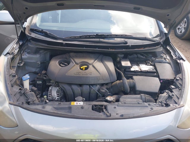 2016 Hyundai Elantra Gt მანქანა იყიდება აუქციონზე, vin: KMHD35LH1GU252961, აუქციონის ნომერი: 46119650