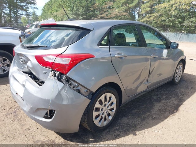 2016 Hyundai Elantra Gt მანქანა იყიდება აუქციონზე, vin: KMHD35LH1GU252961, აუქციონის ნომერი: 46119650