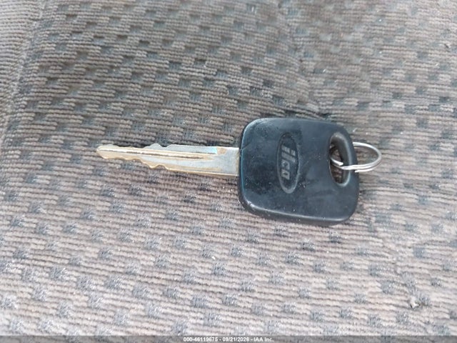 Продаж на аукціоні авто 2000 Ford F-150 Lariat/work Series/xl/xlt, vin: 1FTRX18L4YNA17325, номер лоту: 46119675