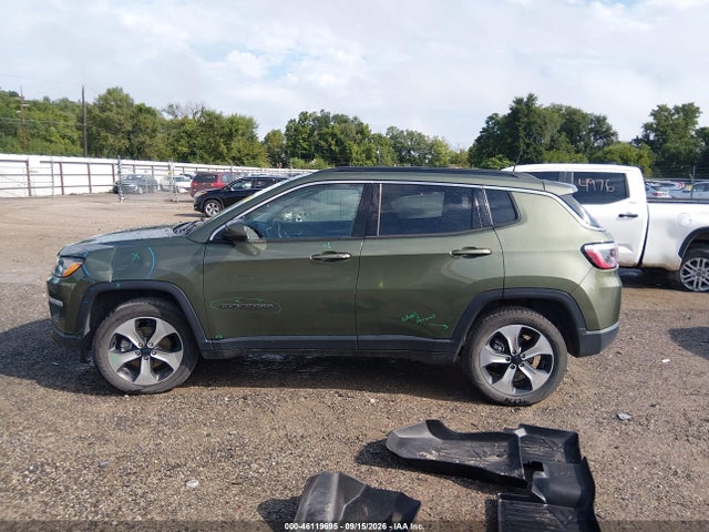 2020 Jeep Compass Sun And Safety 4x4 მანქანა იყიდება აუქციონზე, vin: 3C4NJDBB4LT258523, აუქციონის ნომერი: 46119695