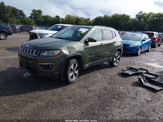 2020 Jeep Compass Sun And Safety 4x4 მანქანა იყიდება აუქციონზე, vin: 3C4NJDBB4LT258523, აუქციონის ნომერი: 46119695