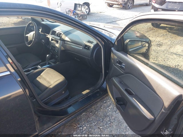 46119700 :رقم المزاد ، 3FAHP0HA2BR125649 vin ، 2011 Ford Fusion Se مزاد بيع