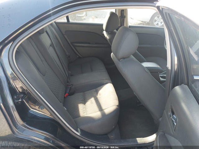 46119700 :رقم المزاد ، 3FAHP0HA2BR125649 vin ، 2011 Ford Fusion Se مزاد بيع