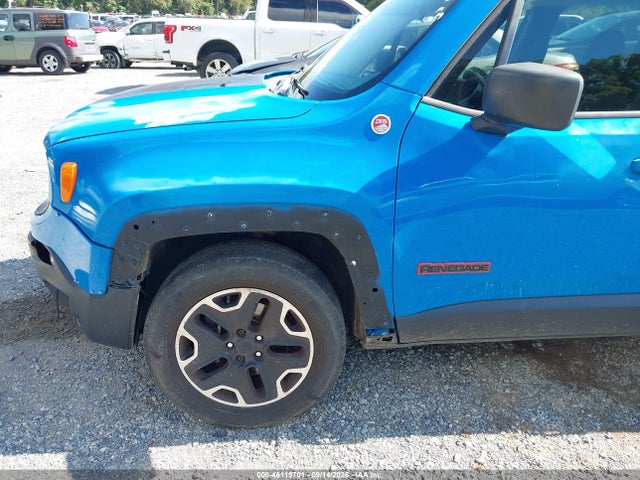 Продаж на аукціоні авто 2015 Jeep Renegade Trailhawk, vin: ZACCJBCT4FPC17856, номер лоту: 46119701