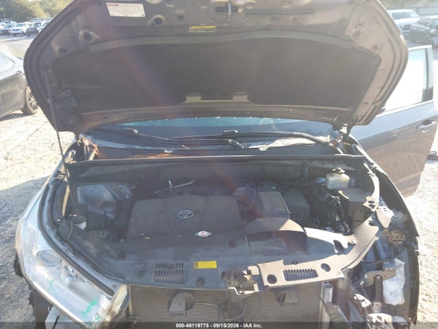 46119775 :رقم المزاد ، 5TDKZRFH8JS535415 vin ، 2018 Toyota Highlander Xle مزاد بيع