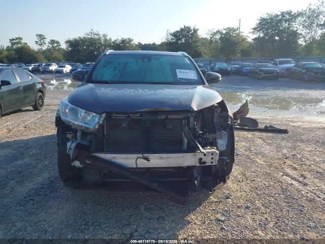 46119775 :رقم المزاد ، 5TDKZRFH8JS535415 vin ، 2018 Toyota Highlander Xle مزاد بيع