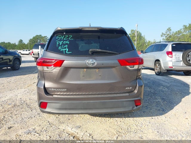 46119775 :رقم المزاد ، 5TDKZRFH8JS535415 vin ، 2018 Toyota Highlander Xle مزاد بيع