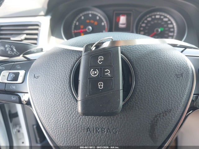 Продажа на аукционе авто 2018 Volkswagen Atlas 3.6l V6 Sel, vin: 1V2MR2CA4JC597692, номер лота: 46119812