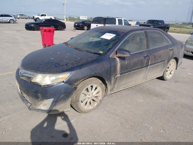 46119813 :رقم المزاد ، 4T4BF1FK7ER444466 vin ، 2014 Toyota Camry Xle مزاد بيع
