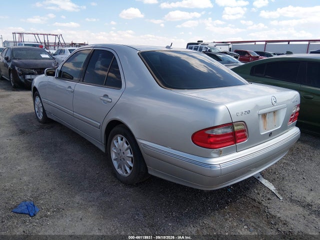 46119931 :رقم المزاد ، WDBJF82J82X070572 vin ، 2002 Mercedes-benz E 320 4m/4m Special Edition مزاد بيع