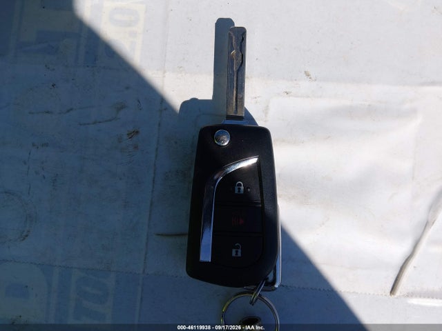 2T3MWRFV4RW193415 Toyota Rav4 Hybrid Le