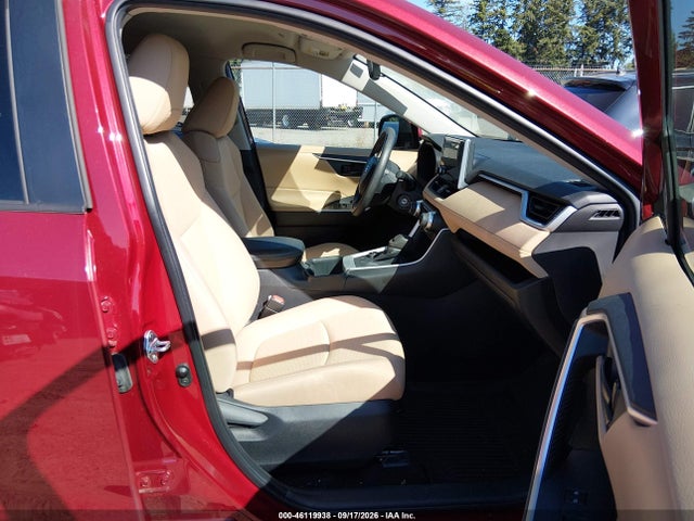 2T3MWRFV4RW193415 Toyota Rav4 Hybrid Le