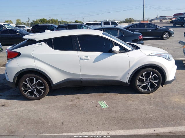 NMTKHMBX8JR021016 Toyota C-HR XLE