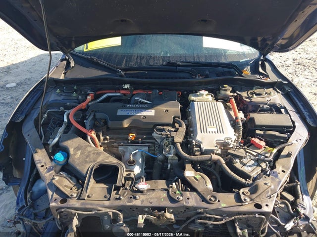 46119982 :رقم المزاد ، 1HGCR6F57FA003541 vin ، 2015 Honda Accord Hybrid Ex-l مزاد بيع