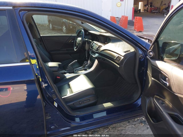 46119982 :رقم المزاد ، 1HGCR6F57FA003541 vin ، 2015 Honda Accord Hybrid Ex-l مزاد بيع