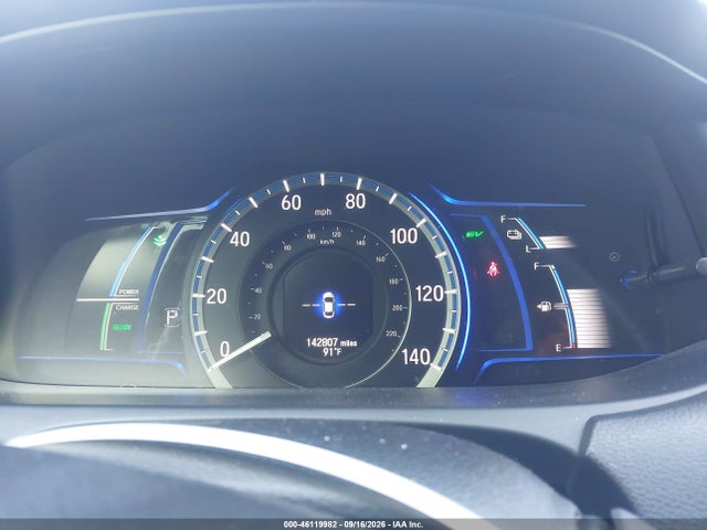 46119982 :رقم المزاد ، 1HGCR6F57FA003541 vin ، 2015 Honda Accord Hybrid Ex-l مزاد بيع