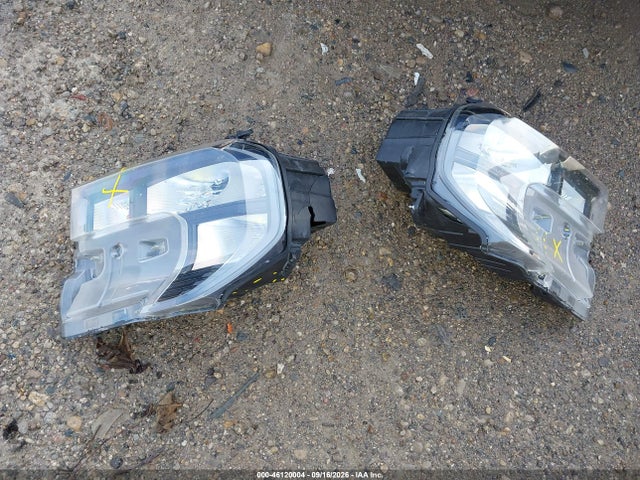 46120004 :رقم المزاد ، 3FTTW8BA2SRA18003 vin ، 2025 Ford Maverick Xl مزاد بيع