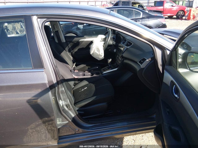 46120038 :رقم المزاد ، 3N1AB7APXHY214694 vin ، 2017 Nissan Sentra S مزاد بيع