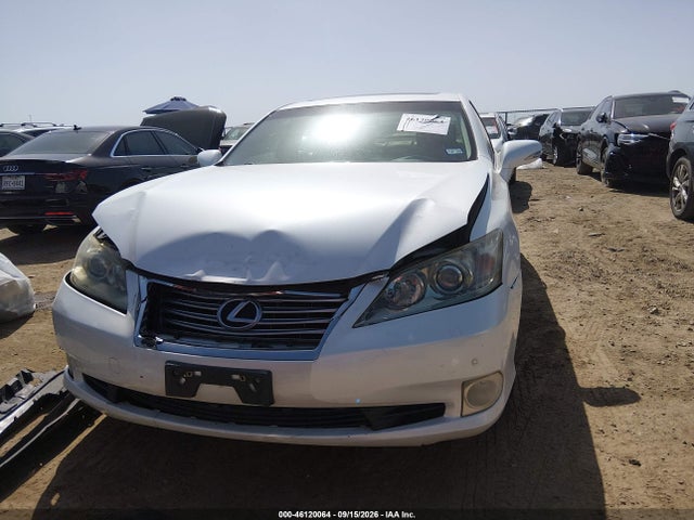 46120064 :رقم المزاد ، JTHBK1EG1B2423125 vin ، 2011 Lexus Es 350 مزاد بيع