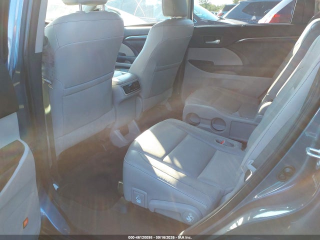 Продажа на аукционе авто 2014 Toyota Highlander Limited V6, vin: 5TDDKRFH1ES035180, номер лота: 46120098