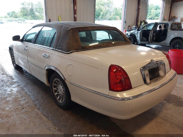 Aukcja sprzedaży 2002 Lincoln Town Car Signature, vin: 1LNHM82W32Y604794, numer aukcji: 46120107