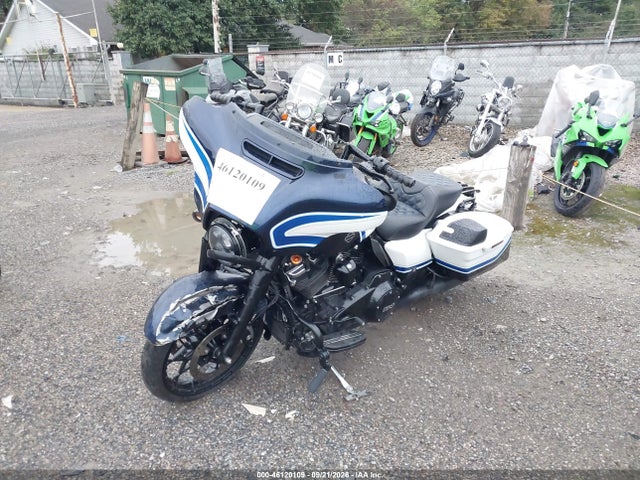 Harley-Davidson FLHXS 2021 1HD1KRP11MB650661 Image 2