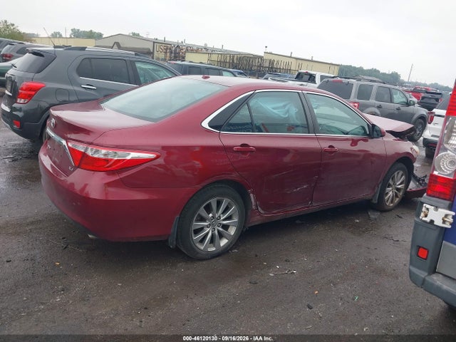 2015 Toyota Camry Xle მანქანა იყიდება აუქციონზე, vin: 4T1BF1FK5FU989206, აუქციონის ნომერი: 46120130