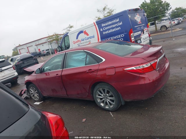 2015 Toyota Camry Xle მანქანა იყიდება აუქციონზე, vin: 4T1BF1FK5FU989206, აუქციონის ნომერი: 46120130