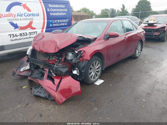 2015 Toyota Camry Xle მანქანა იყიდება აუქციონზე, vin: 4T1BF1FK5FU989206, აუქციონის ნომერი: 46120130