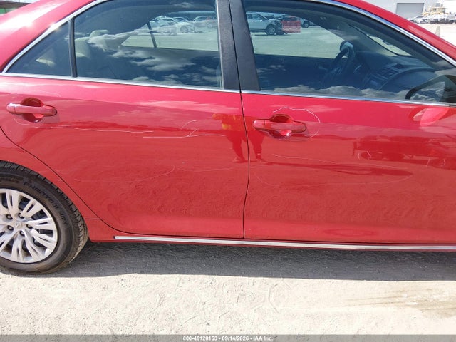 46120153 :رقم المزاد ، 4T4BF1FK3DR280079 vin ، 2013 Toyota Camry Le مزاد بيع