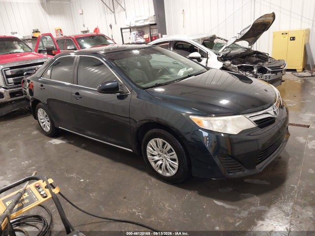 2014 Toyota Camry Le მანქანა იყიდება აუქციონზე, vin: 4T4BF1FK5ER435510, აუქციონის ნომერი: 46120169