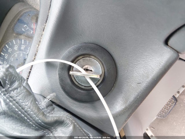 Продажа на аукционе авто 2003 Toyota Sienna Le, vin: 4T3ZF13C73U553469, номер лота: 46120220